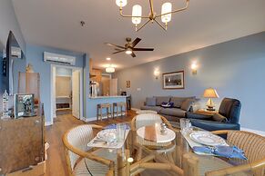 Resort Amenities & Beach Access: Huddleston Condo
