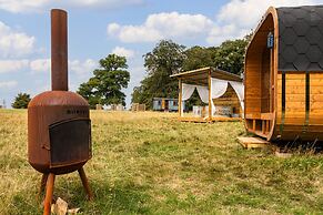 Drovers Hill at Stonor - Quercus - Shepherds hut