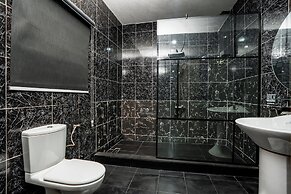 COLOGNE RESIDENCE