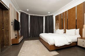 COLOGNE RESIDENCE