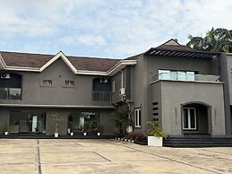 COLOGNE RESIDENCE