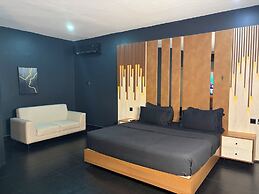 COLOGNE RESIDENCE