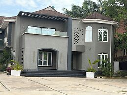 COLOGNE RESIDENCE
