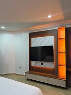 COLOGNE RESIDENCE