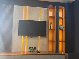 COLOGNE RESIDENCE