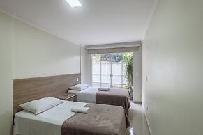 3BR Apt w/ BBQ 290m From Beach Pic0125