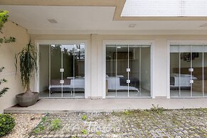 3BR Apt w/ BBQ 290m From Beach Pic0125