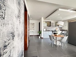 Apartment in East Airport