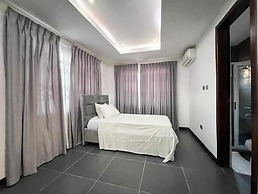 Apartment in East Airport