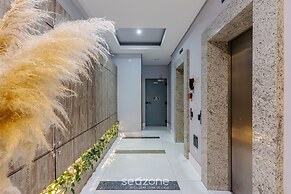 Studio in Condominium With Pool and Gym Nwc1510