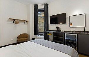 Logan Square SRO Hotel