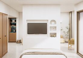 Tinos Beach Hotel & Suites