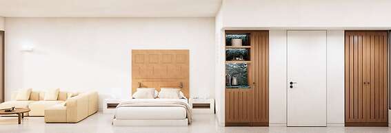 Tinos Beach Hotel & Suites