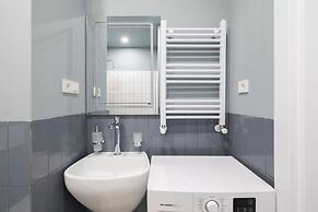 Next White Aparthotel Official