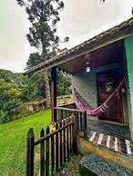 Chalé com hidro e café da manhã