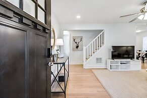 Charming 3BR Retreat in Chamblee