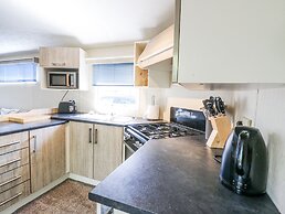 White Hart Caravan