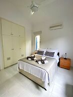 102 PAP - Stay Helios House
