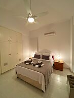 102 PAP - Stay Helios House