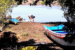 Poneloya Budget Rooms