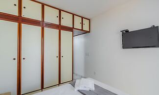 2B Apartment w/ Balcony Ads0103