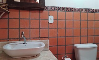 Beautiful Rustic House w/ Pool in Garopaba Egf000
