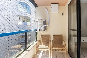 Apartment in a Condominium on the Sand - Efe0803