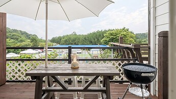Evergreen Pet-friendly Pension, Taean