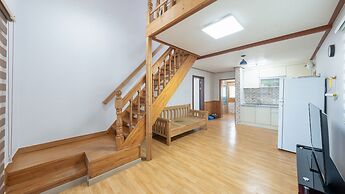 Evergreen Pet-friendly Pension, Taean