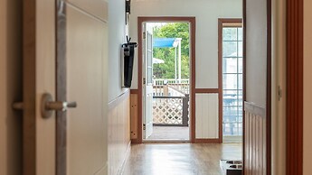 Evergreen Pet-friendly Pension, Taean