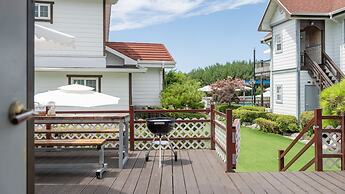 Evergreen Pet-friendly Pension, Taean