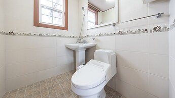 Evergreen Pet-friendly Pension, Taean