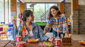 goSTOPS PLUS Kasol Manikaran Road, Bar and Hostel