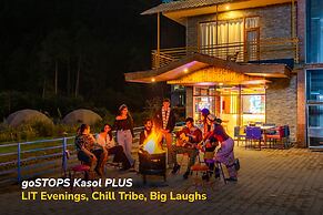goSTOPS PLUS Kasol Manikaran Road, Bar and Hostel