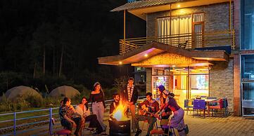 goSTOPS PLUS Kasol Manikaran Road, Bar and Hostel