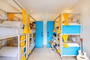 goSTOPS PLUS Kasol Manikaran Road, Bar and Hostel