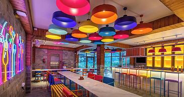 goSTOPS PLUS Kasol Manikaran Road, Bar and Hostel