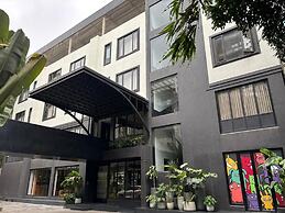 Wellesley Hotel