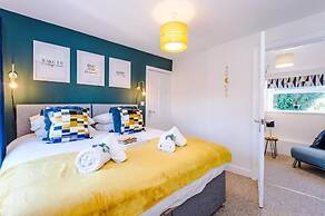 64 Handbridge