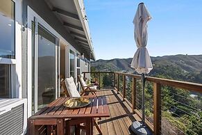 @ Marbella Lane - Chic Abode W/mountain Skyline