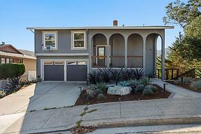 @ Marbella Lane - Chic Abode W/mountain Skyline