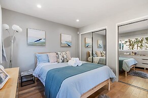 @ Marbella Lane - Chic Abode W/mountain Skyline