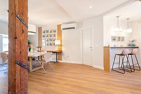 Cozy Apartament in Malaga. Larios III