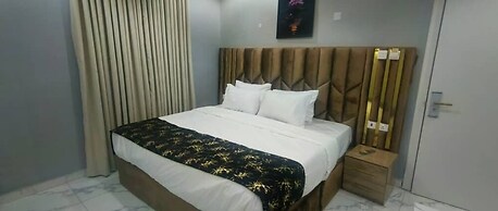 Glossy Luxury Hotel