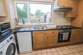 28 Guildford Road