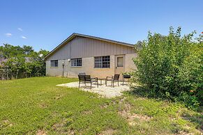 3 Mi to Dtwn! Group-friendly Getaway in Temple