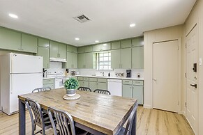 3 Mi to Dtwn! Group-friendly Getaway in Temple