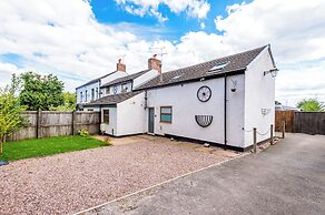 3 Hill Farm Cottages