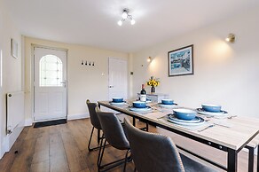 3 Hill Farm Cottages