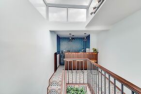 Chic 4BR Getaway in Vibrant La Candelaria